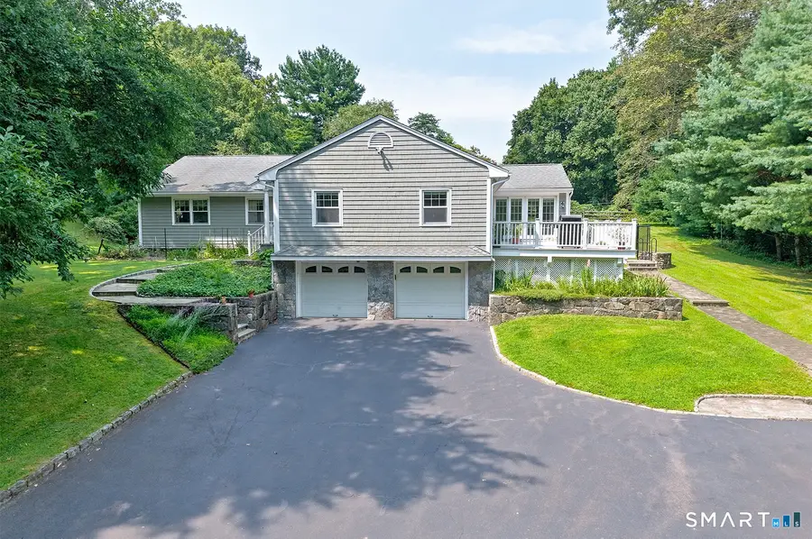 570 Burr Street, Fairfield, CT 06824 - #2