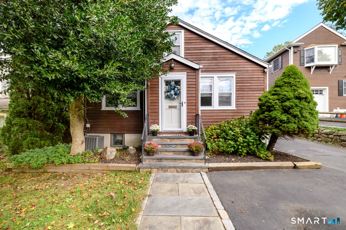 21 Parallel Street, Norwalk, CT 06850 - #1