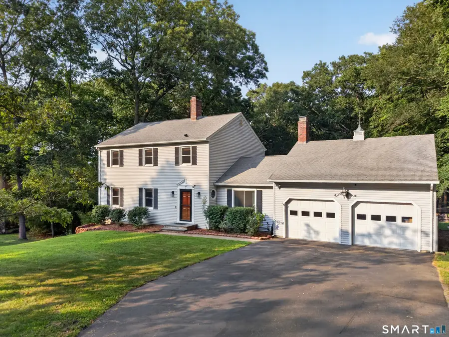 7 Friar Tuck Drive, Gales Ferry, CT 06335 - #2