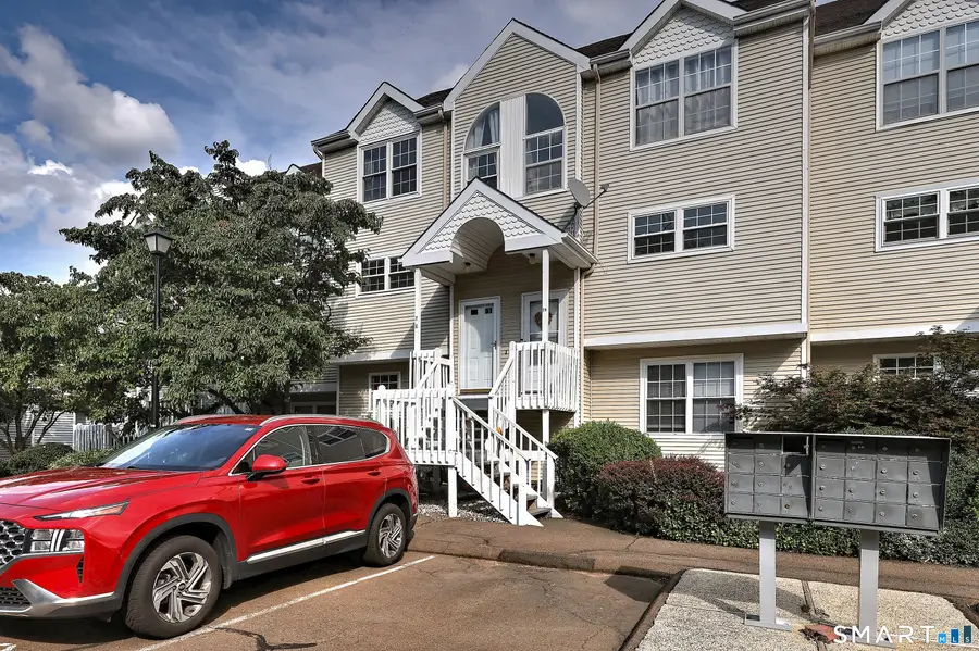 2390 State Street #7I, Hamden, CT 06517 - #2