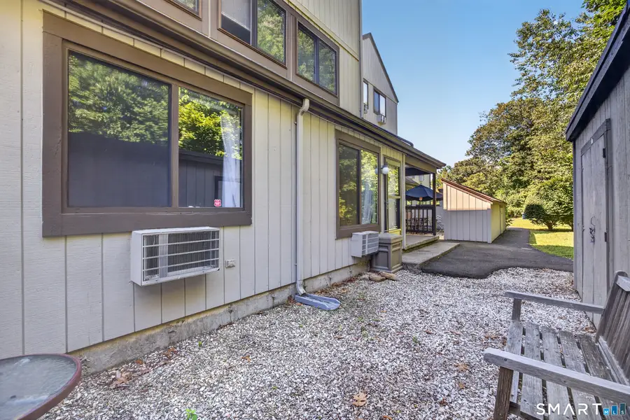 10 Pineview Drive #D, Branford, CT 06405 - #2