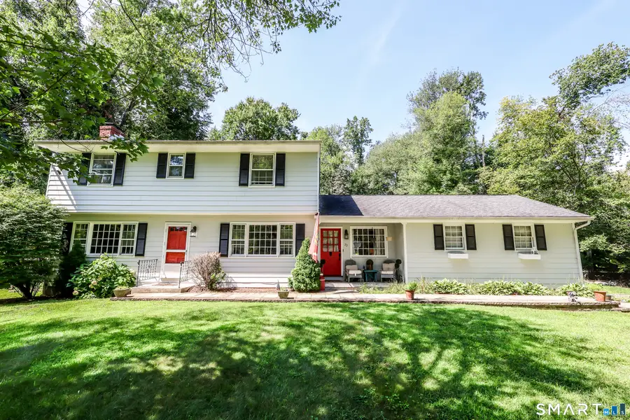 27 Powder Horn Hill, Brookfield, CT 06804 - #2