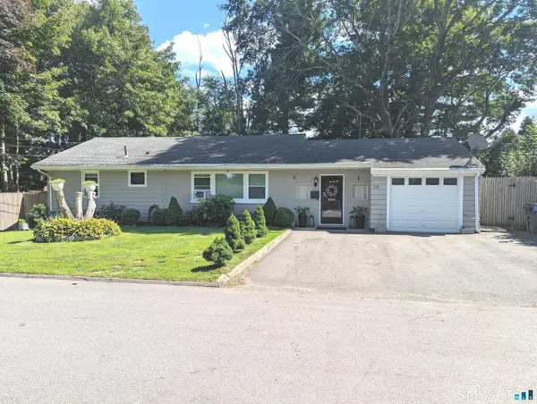 38 Pine Street, Norwich, CT 06360