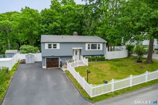 26 Pleasant Street, Bethel, CT 06801