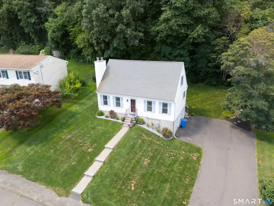 18 Kendall Circle, Waterbury, CT 06708 - #2