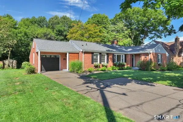 147 Ridge Road, Middletown, CT 06457