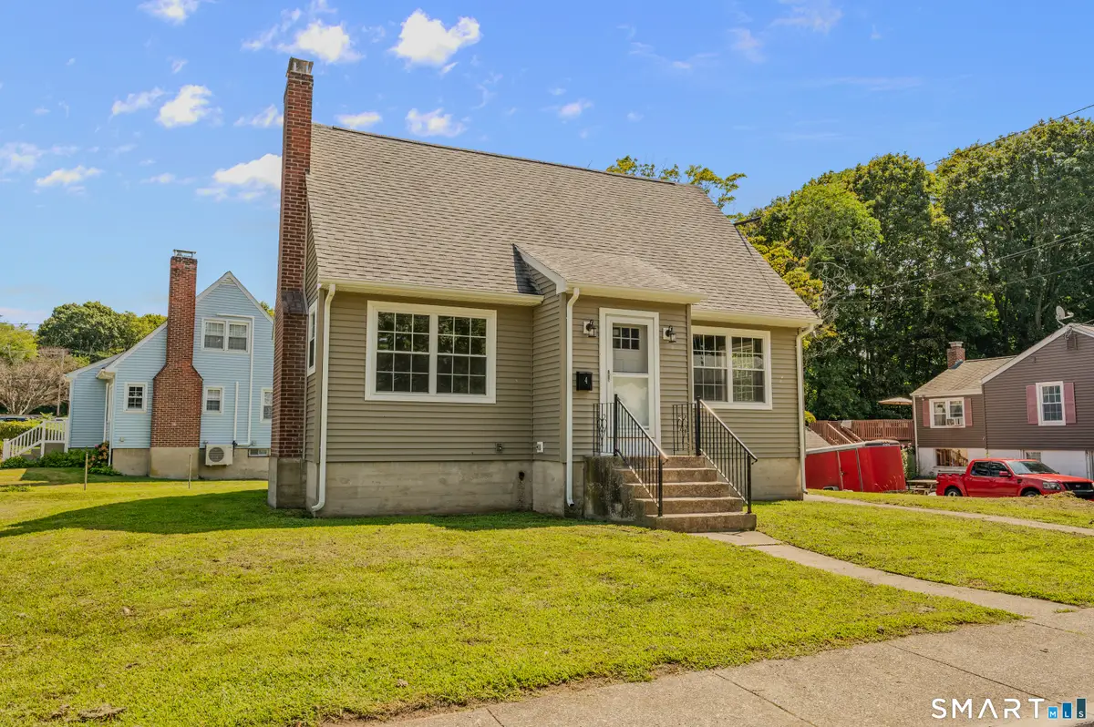 4 Cottage Street, Groton, CT 06340 - #1