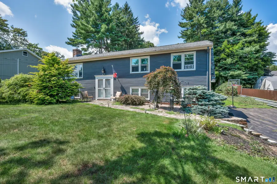 25 Spruce Street, Meriden, CT 06451 - #2
