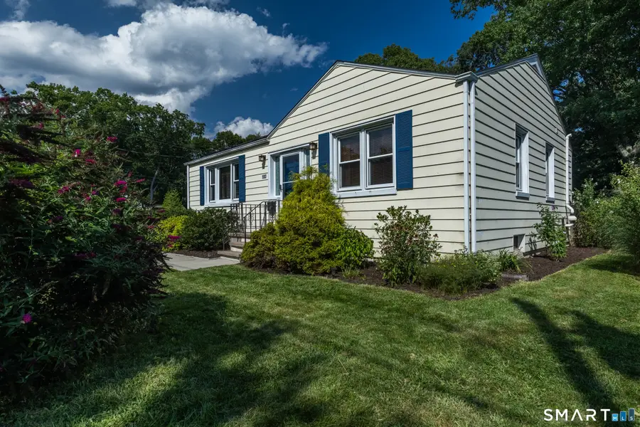103 Richmond Avenue, West Haven, CT 06516 - #2
