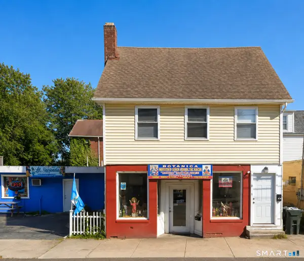 77 Truman Street, New London, CT 06320