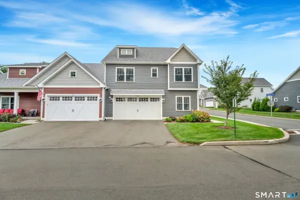 145 Mulholland Way #145, North Haven, CT 06473