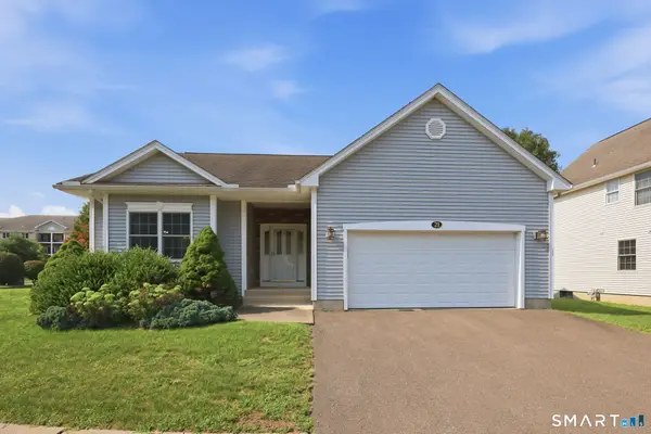 21 Merrigan Lane #21, Windsor Locks, CT 06096