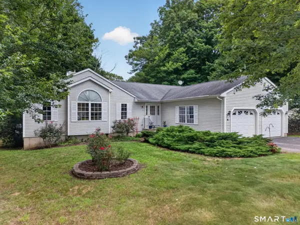 11 John W Luty Drive, Montville, CT 06382