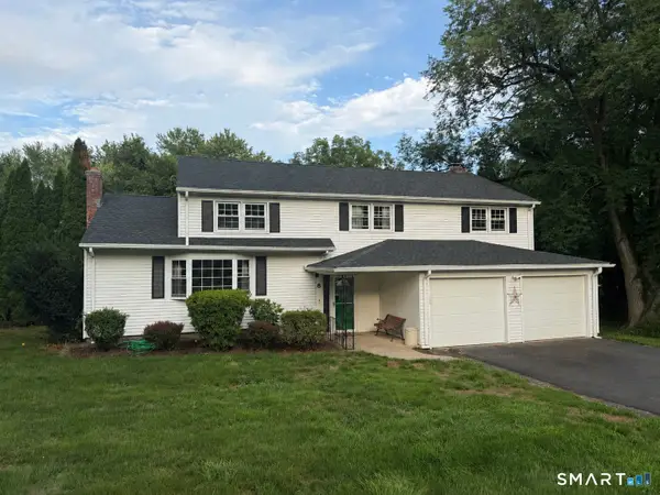 8 Lionel Drive, Simsbury, CT 06070