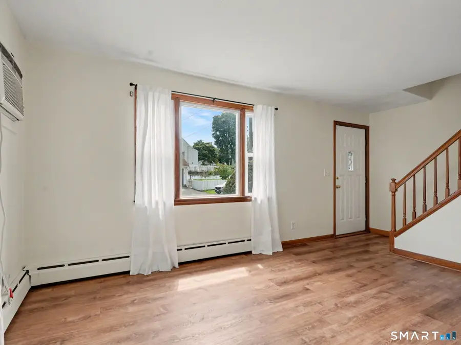 196 North Anthony Street, Bridgeport, CT 06606 - #3