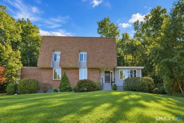 62 Wyneding Hill Road, Manchester, CT 06040