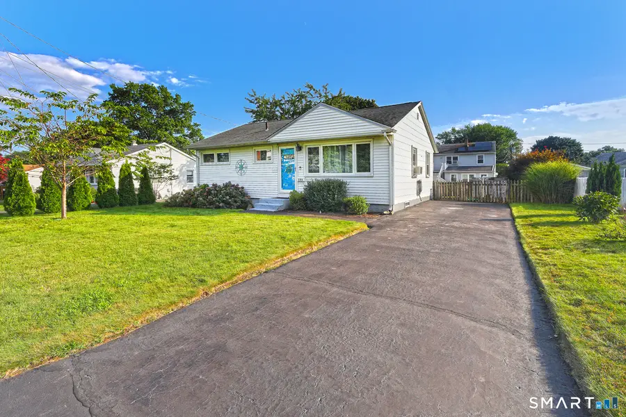 105 Skyline Drive, West Haven, CT 06516 - #2