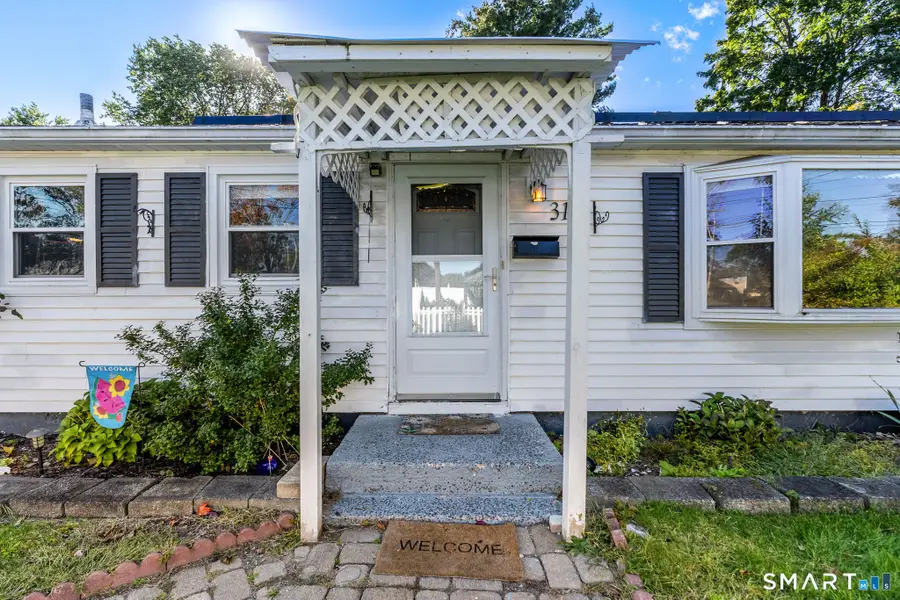 31 Scott Street, East Hartford, CT 06118 - #2