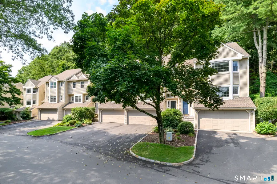 133 Governor Trumbull Way #133, Trumbull, CT 06611 - #3