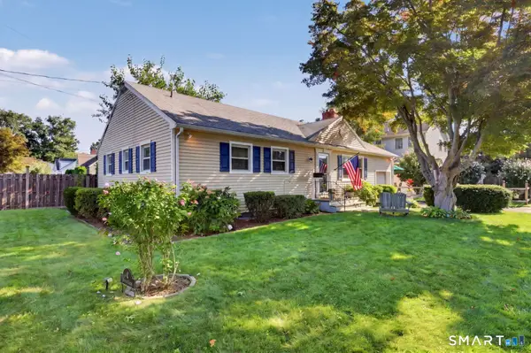 3 Seldon Place, Norwalk, CT 06855