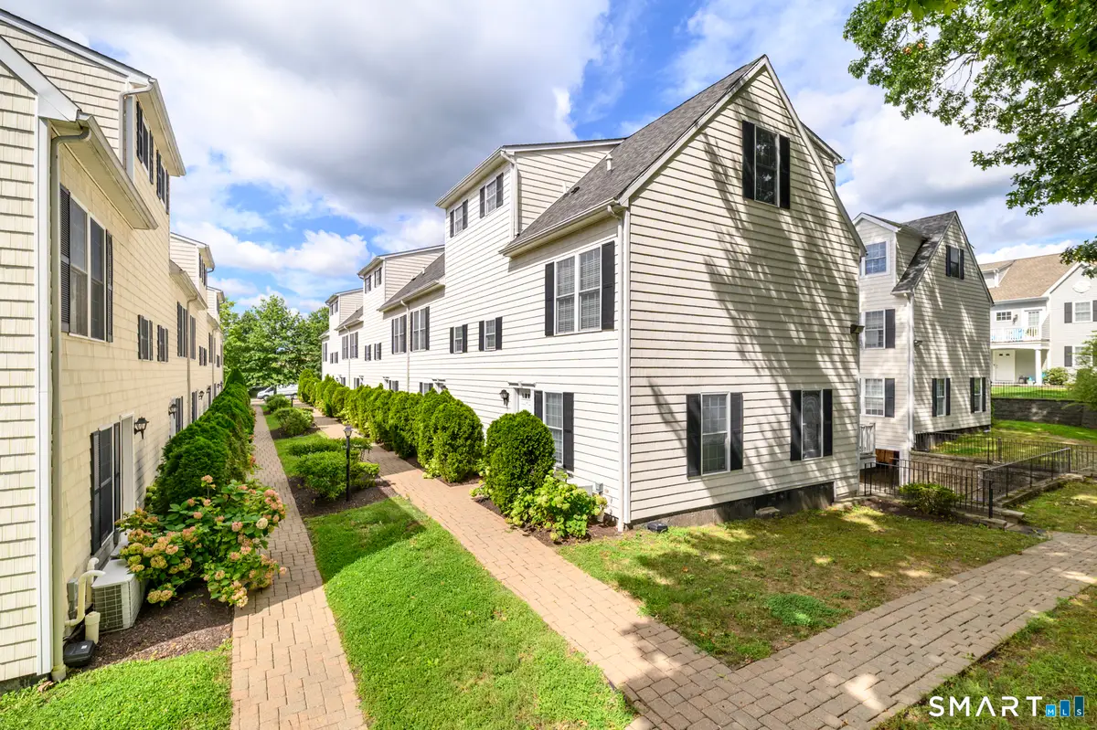 40 Stuart Avenue #D, Norwalk, CT 06850 - #1