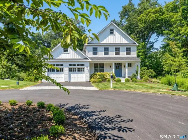 20 Benton's Knoll #6, Guilford, CT 06437