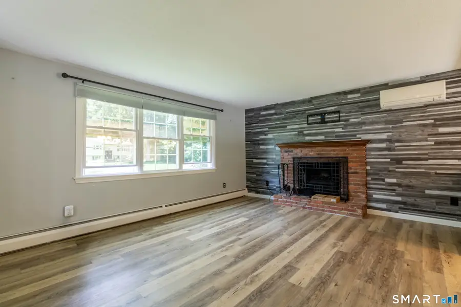 18 Crestwood Drive, East Hampton, CT 06424 - #2