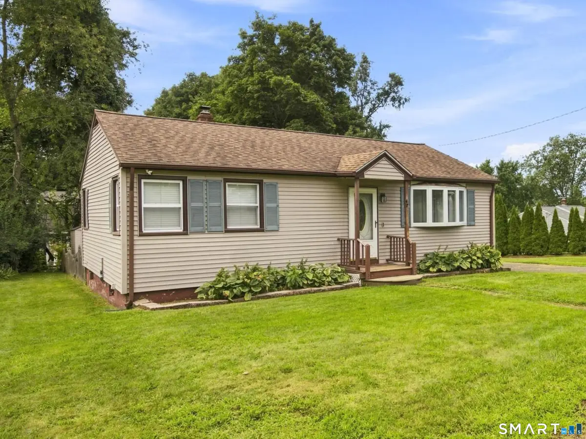47 Victoria Drive, Meriden, CT 06450 - #1