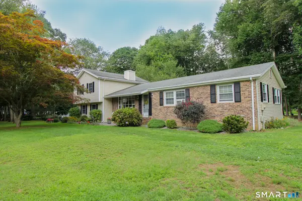50 Carriage Drive Extension, Clinton, CT 06413