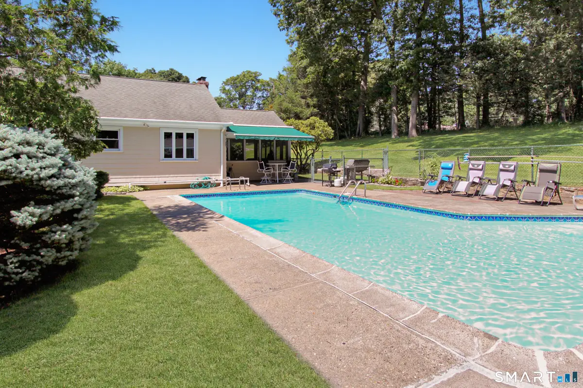 21 Twin Circle Drive, Trumbull, CT 06611 - #1