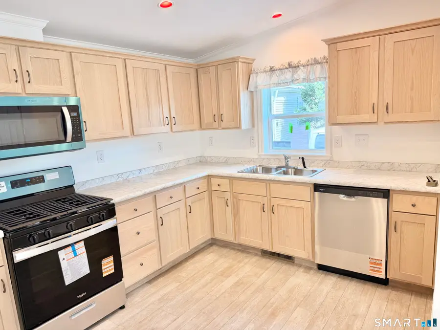 22 Loring Court Court, Wallingford, CT 06492 - #2