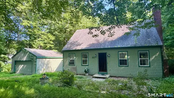 32 Old Road, Clinton, CT 06413