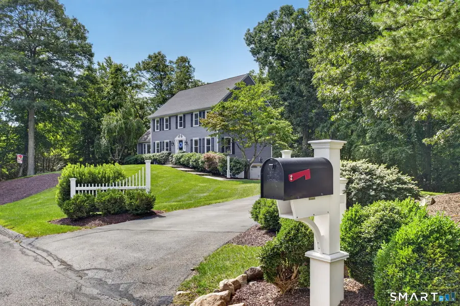3 Beagle Trail, Newtown, CT 06482 - #2