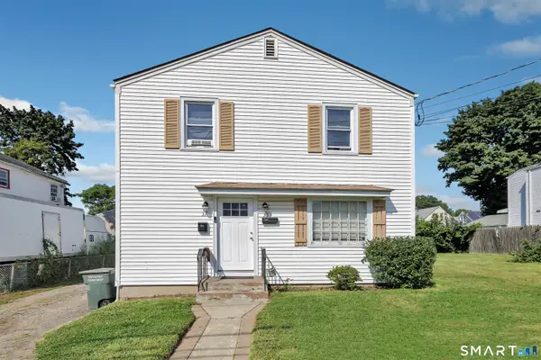 35-37 Omega Avenue, Bridgeport, CT 06606