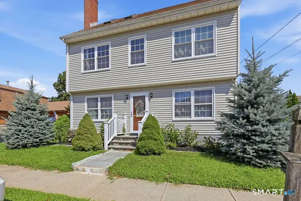 31 Center Avenue, East Haven, CT 06512