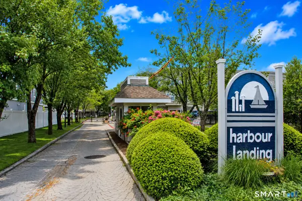 14 Harbour Close, New Haven, CT 06519