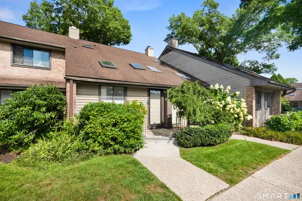2437 Bedford Street #E7, Stamford, CT 06905