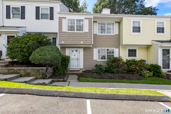 93 Park Avenue #305, Danbury, CT 06810