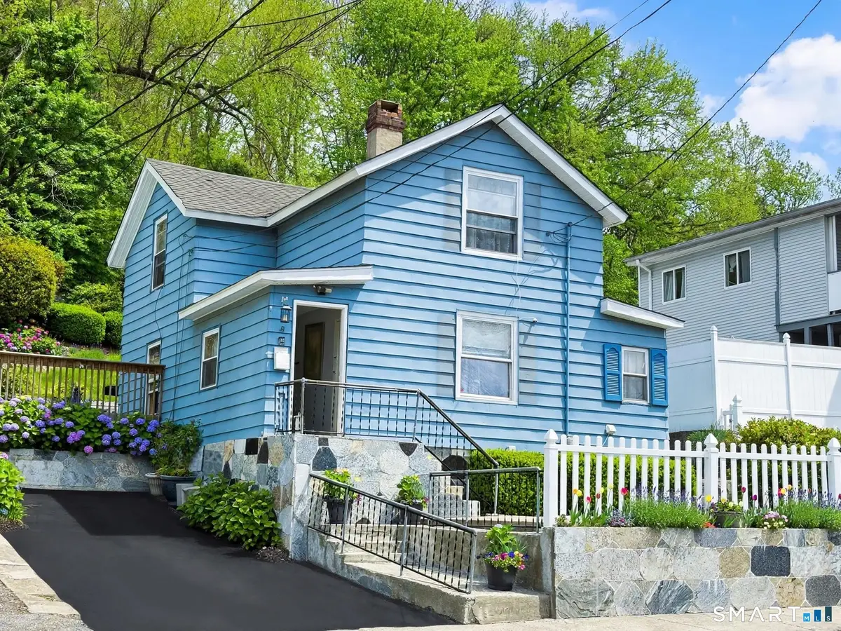 1109 East Main Street, Waterbury, CT 06705 - #1