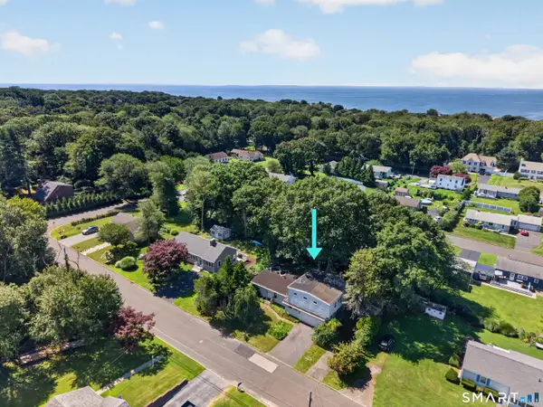 14 Perry Avenue, Waterford, CT 06385