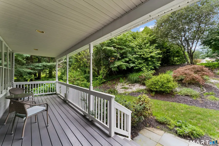 10 Pearl Street, Newtown, CT 06482 - #2