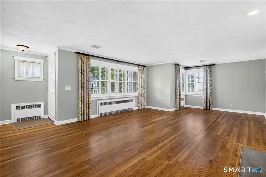 304 Davis Street, Hamden, CT 06517 - #3