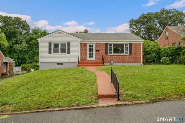 45 Mansfield Road, New London, CT 06320