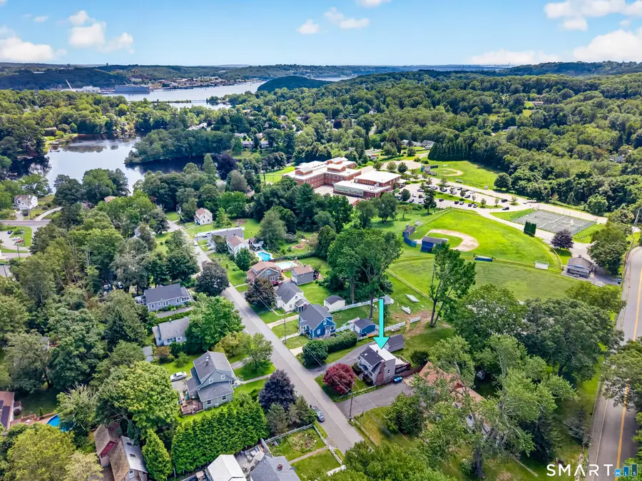 16 Quaker Lane, Quaker Hill, CT 06375 - #2