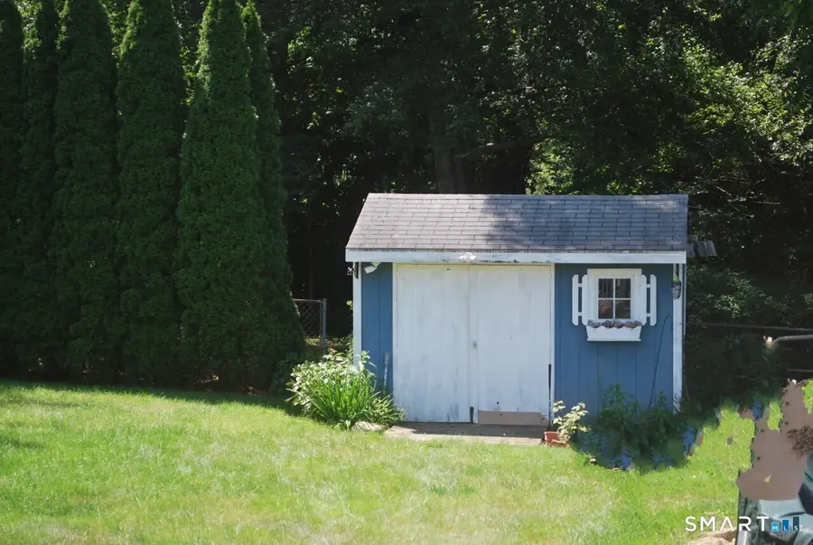 6 Nemczuk Drive, Norwich, CT 06360 - #3