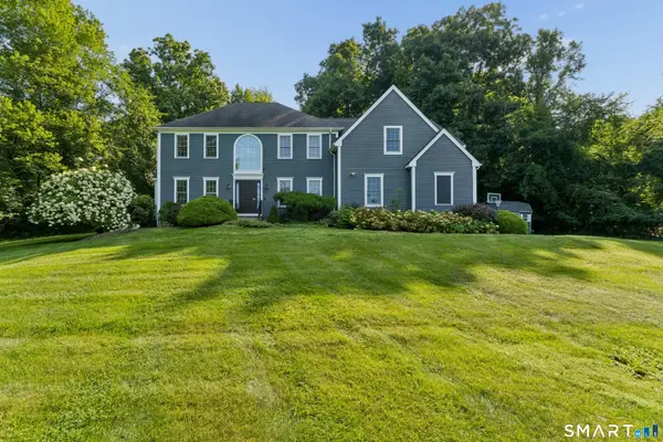 32 Yogananda Street, Newtown, CT 06482