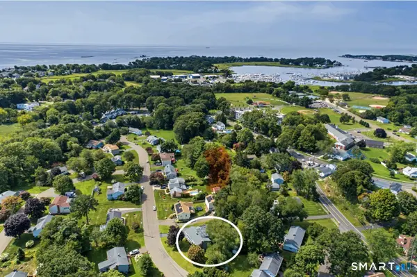 11 Woodside Drive, Branford, CT 06405