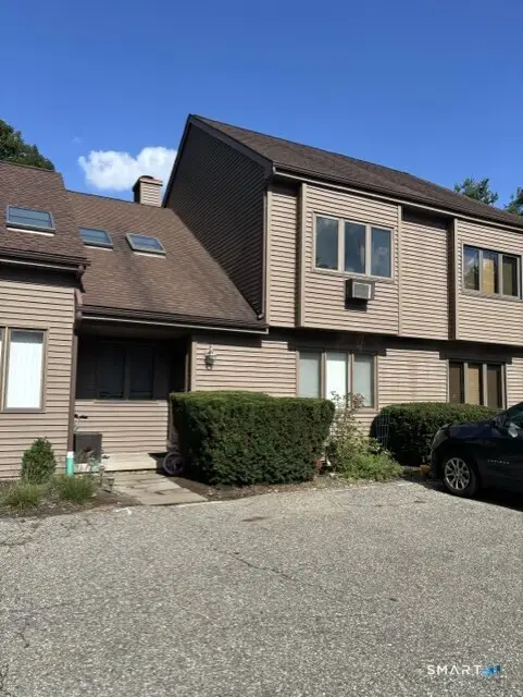 43 Twin Oaks Unit 43, New Milford, CT 06776