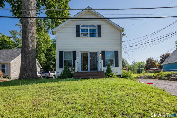 325 East Wakefield Boulevard, Winchester, CT 06098