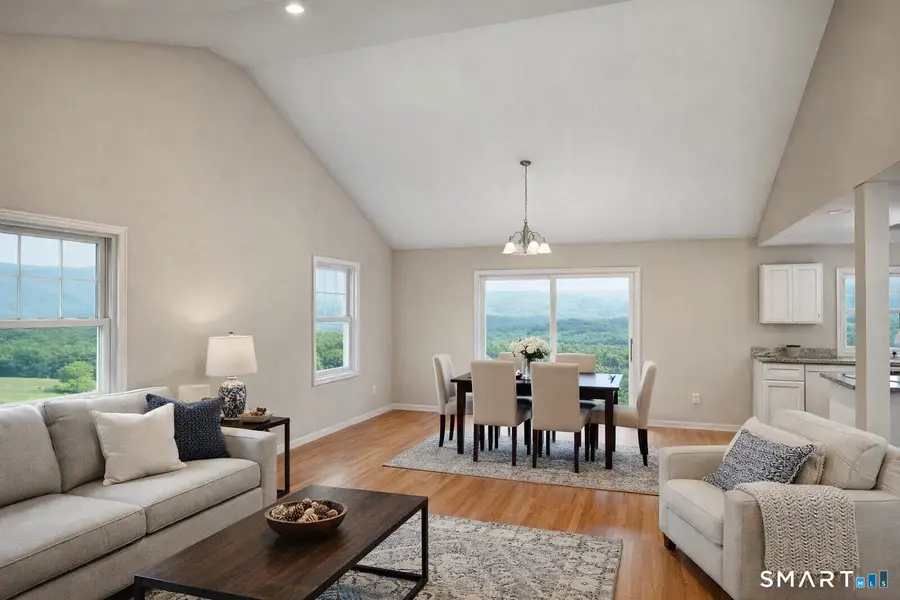 163 D'arcangelo Drive, Naugatuck, CT 06770 - #2